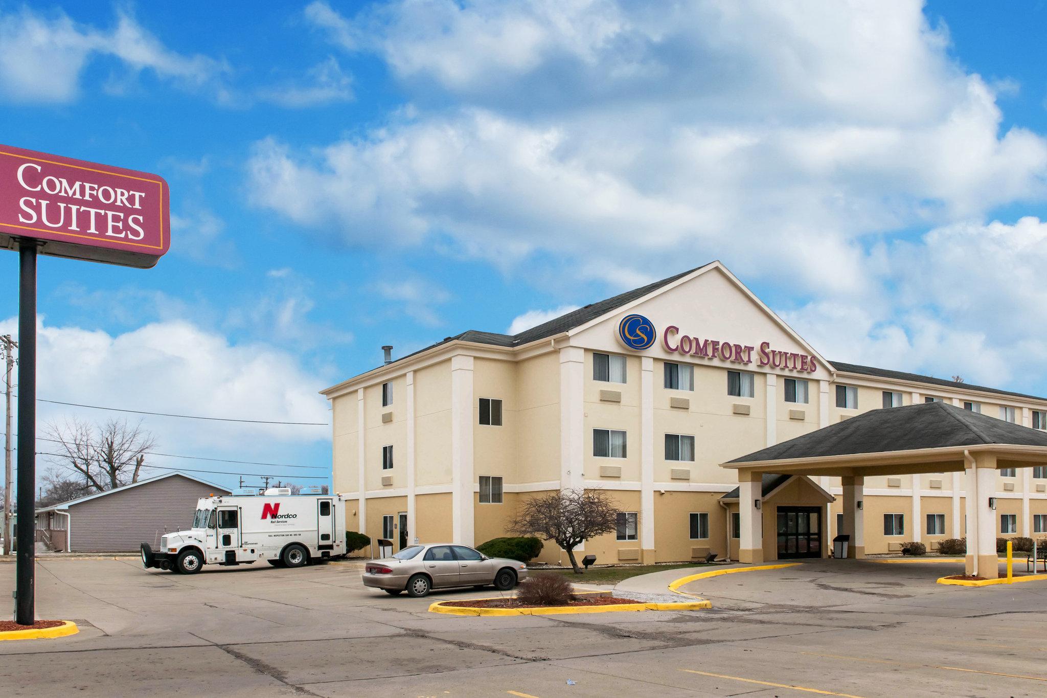 Comfort Suites Terre Haute University Area Buitenkant foto