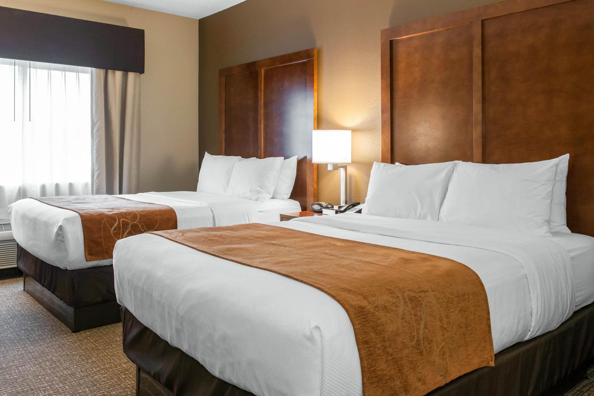 Comfort Suites Terre Haute University Area Buitenkant foto